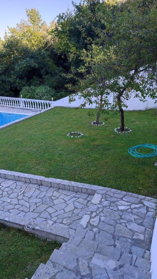 Mountain Bay Views Apartments Njivice Εξωτερικό φωτογραφία