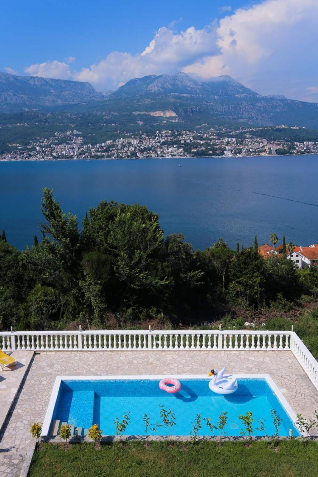 Mountain Bay Views Apartments Njivice Εξωτερικό φωτογραφία